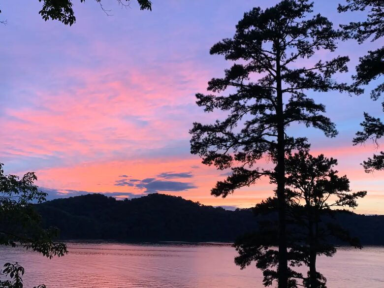 Waterfront Gem on Norris Lake - Maynardville, Tennessee