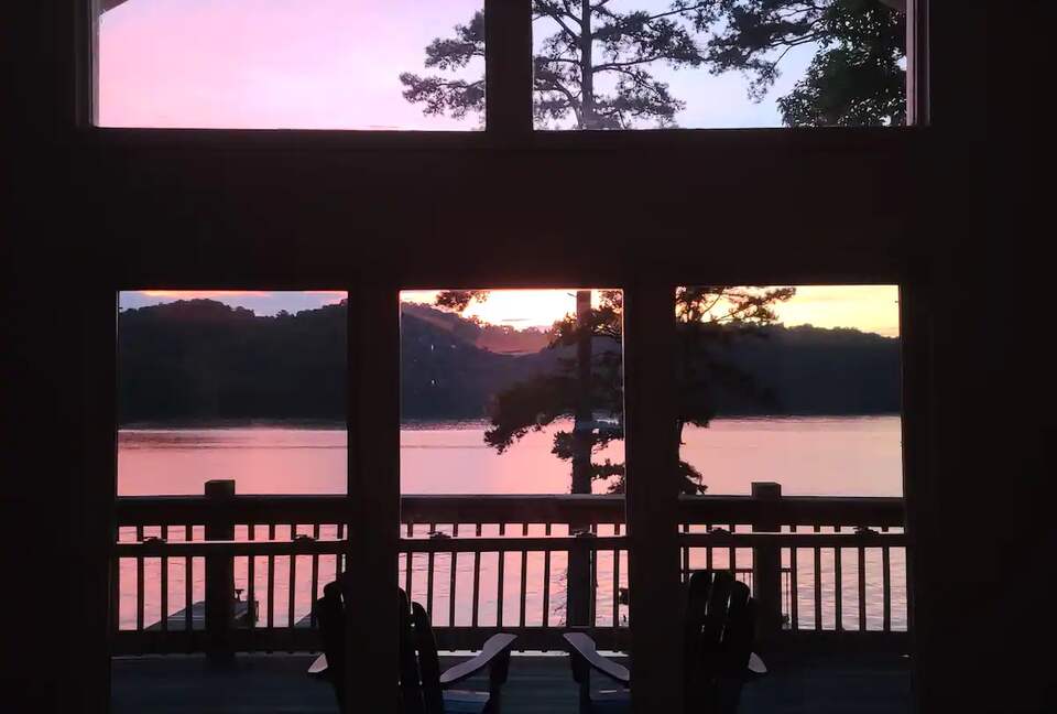 Waterfront Gem on Norris Lake - Maynardville, Tennessee