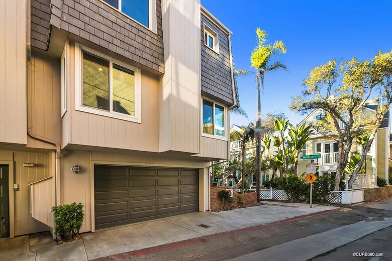 Mission Beach Townhome with Bay Views - San Diego, California