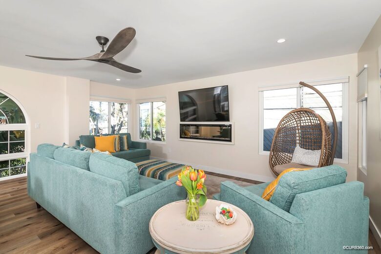 Mission Beach Townhome with Bay Views - San Diego, California