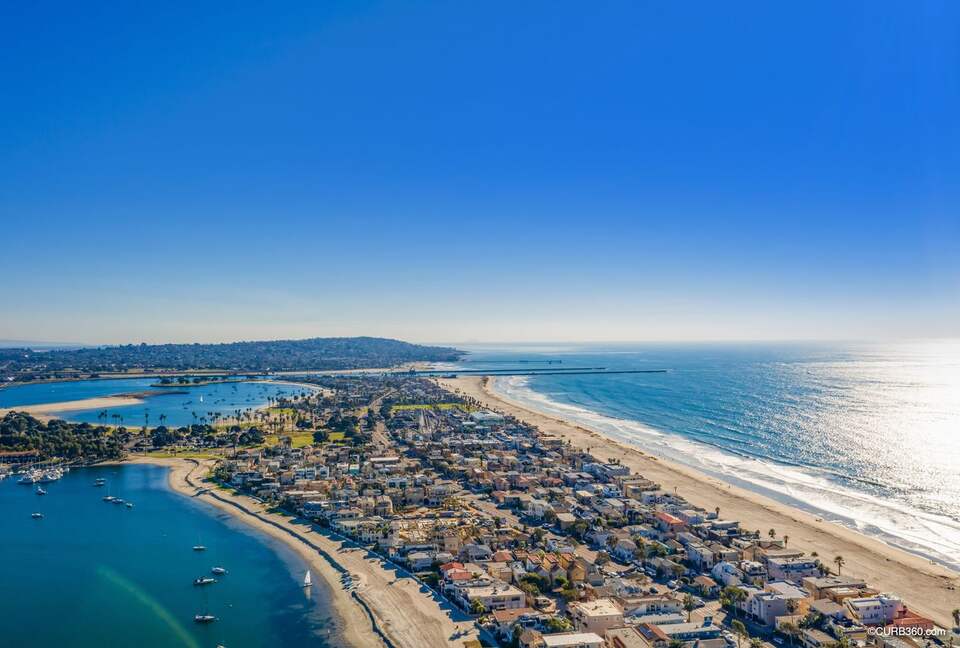 Mission Beach Townhome with Bay Views - San Diego, California