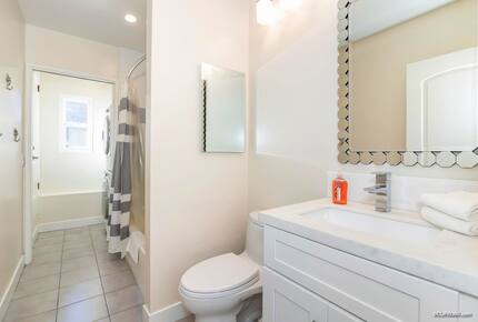 Mission Beach Townhome with Bay Views - San Diego, California