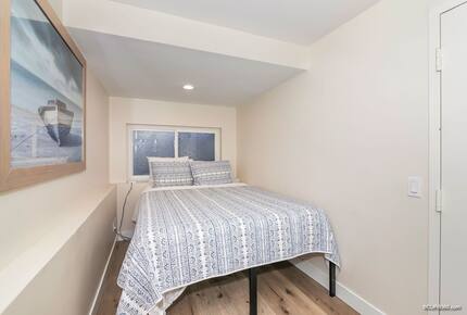 Mission Beach Townhome with Bay Views - San Diego, California