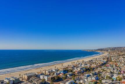 Mission Beach Townhome with Bay Views - San Diego, California