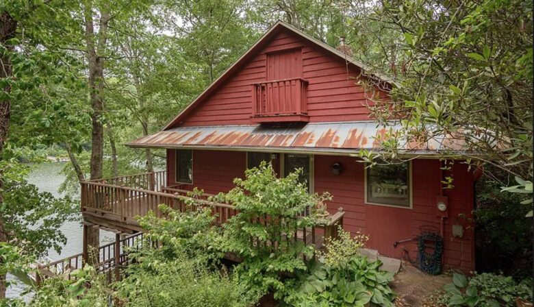 Luxe Cabin on the Lake - Glenville, North Carolina