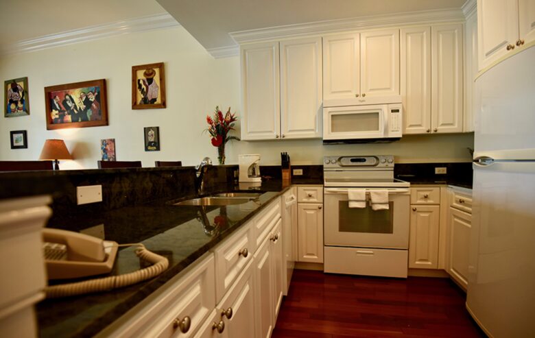 Valentines Residence Resort and Marina 1-Bedroom Luxury Townhome - Dunmore Town, Bahamas