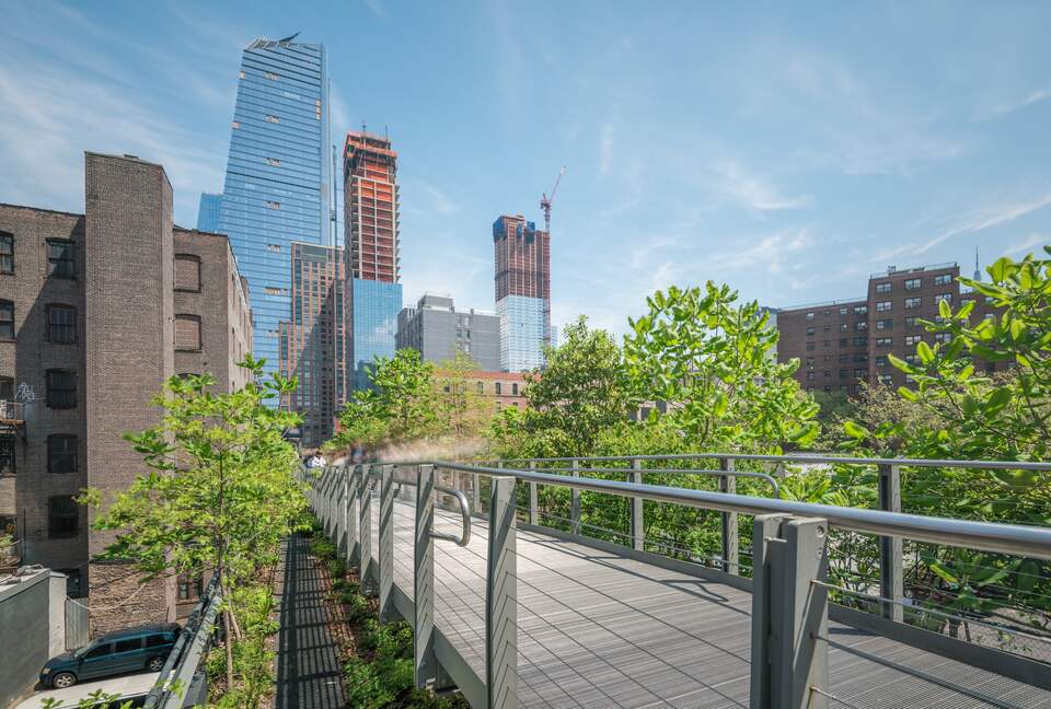 West Chelsea Residence where Cool meets LUX overlooking The HighLine, World Class Art Galleries, Hudson River & Hudson Yards - New York City, New York
