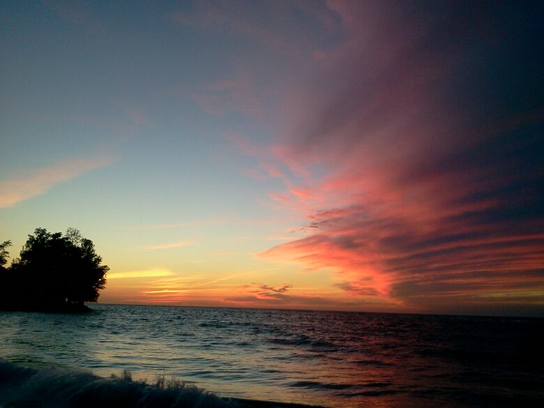 Beachfront MidCentury Modern Flat - Sarasota, Florida