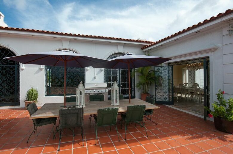 King Edward VIII's Estate - Nassau, Bahamas