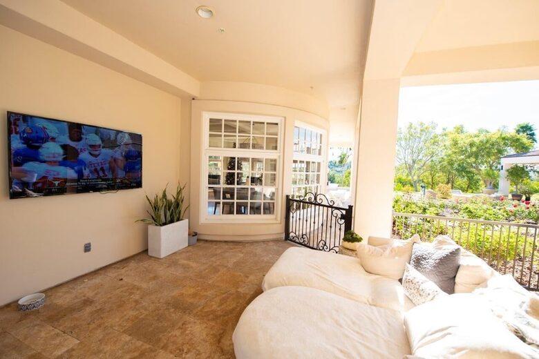 Amazing Private Family Luxury Estate in Sunny Rancho Santa Fe - Rancho Santa Fe, California