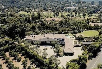 Amazing Private Family Luxury Estate in Sunny Rancho Santa Fe - Rancho Santa Fe, California