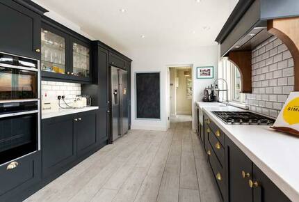 Monte Verde Home - Dublin, Ireland