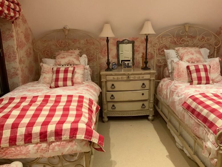 Totmael - Westport, Ireland