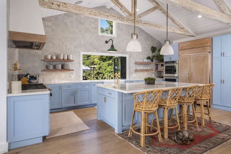 Stunning Montecito Seaside Family Retreat | Walk to Beaches, Cafes, Shops - Montecito, California