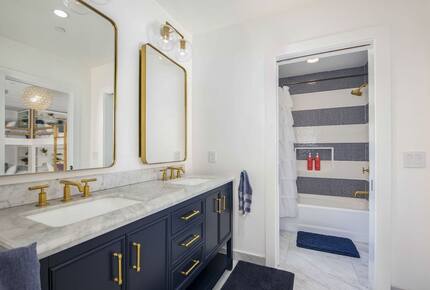 Stunning Montecito Seaside Family Retreat | Walk to Beaches, Cafes, Shops - Montecito, California