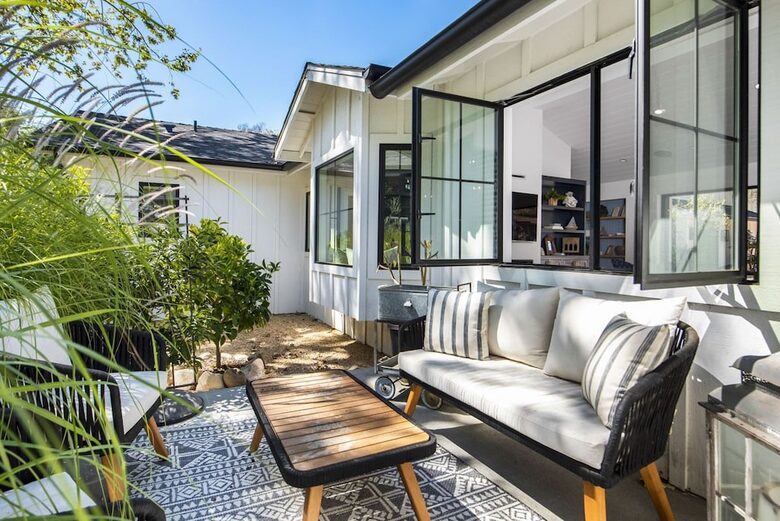 Stunning Montecito Seaside Family Retreat | Walk to Beaches, Cafes, Shops - Montecito, California