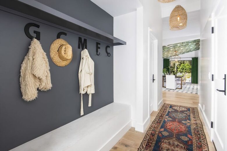 Stunning Montecito Seaside Family Retreat | Walk to Beaches, Cafes, Shops - Montecito, California