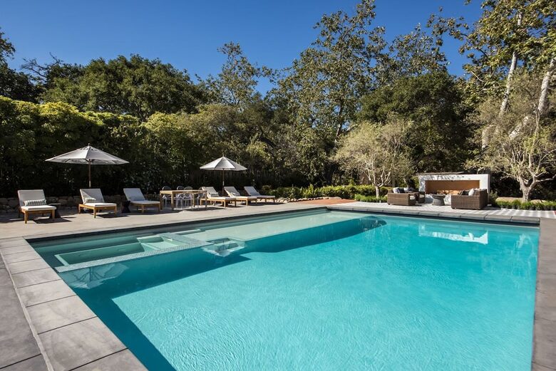 Stunning Montecito Seaside Family Retreat | Walk to Beaches, Cafes, Shops - Montecito, California