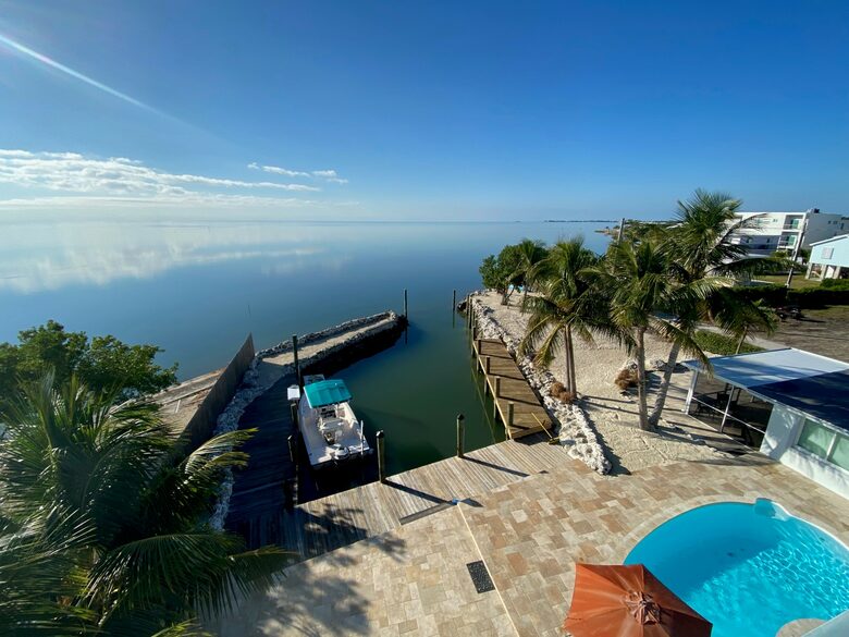 Oceanfront Luxury Lodge and Cottage - Marathon, Florida