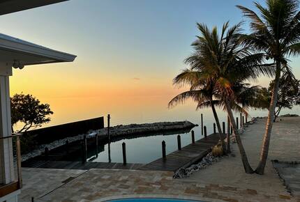 Oceanfront Luxury Lodge and Cottage - Marathon, Florida
