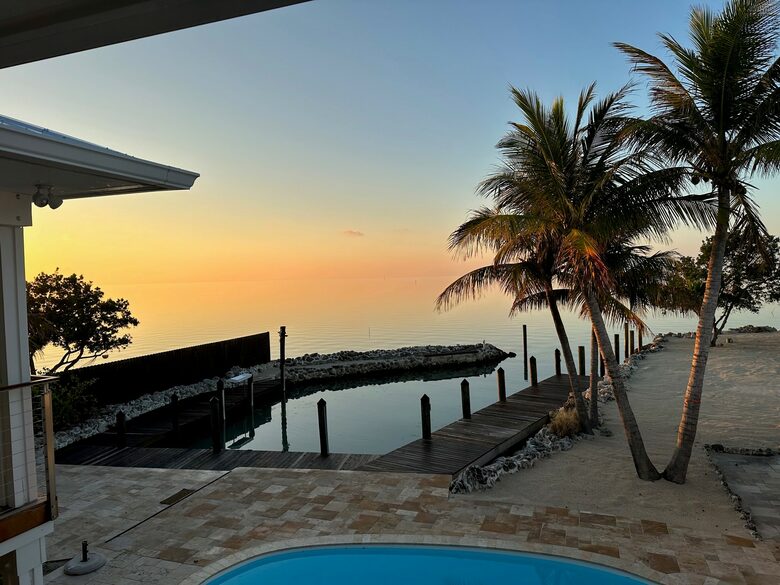 Oceanfront Luxury Lodge and Cottage - Marathon, Florida