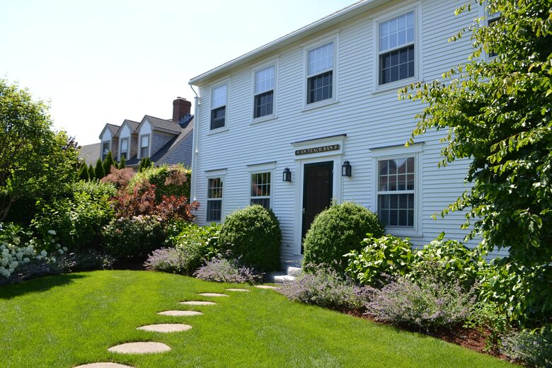 Charming Nantucket Escape with private yard - Nantucket, Massachusetts