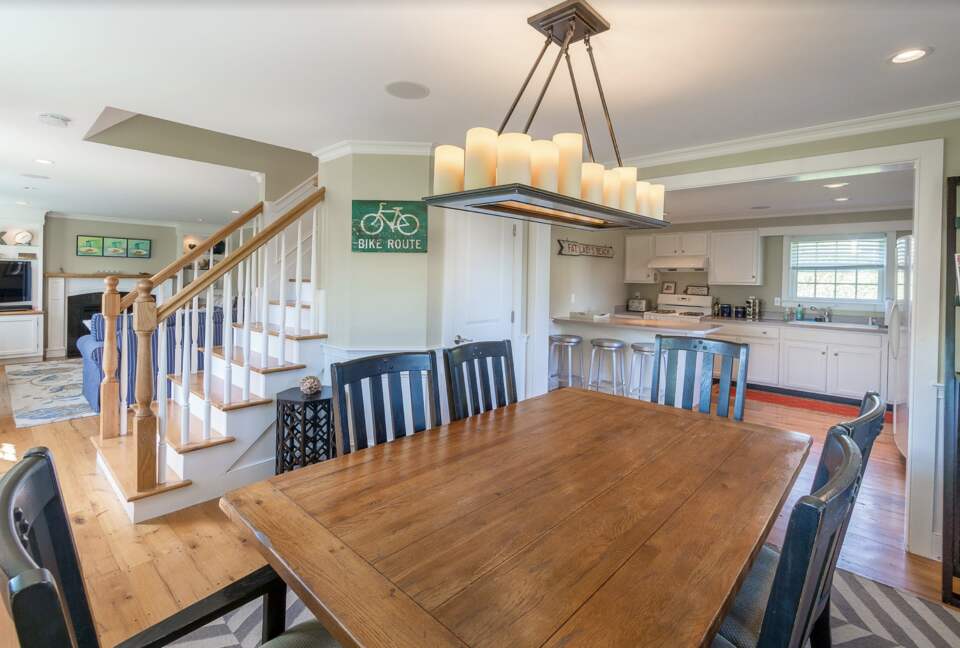 Charming Nantucket Escape with private yard - Nantucket, Massachusetts