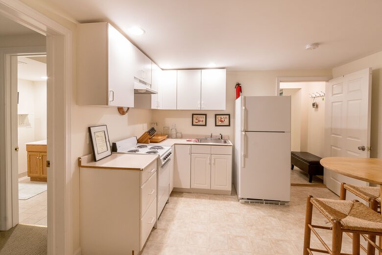 Charming Nantucket Escape with private yard - Nantucket, Massachusetts