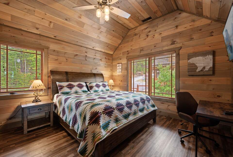 Luxury Mountain Escape with Pool + Theater - Sevierville, Tennessee