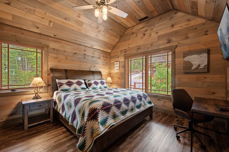 Luxury Mountain Escape with Pool + Theater - Sevierville, Tennessee