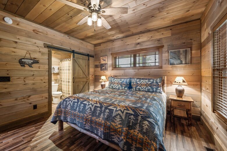 Luxury Mountain Escape with Pool + Theater - Sevierville, Tennessee