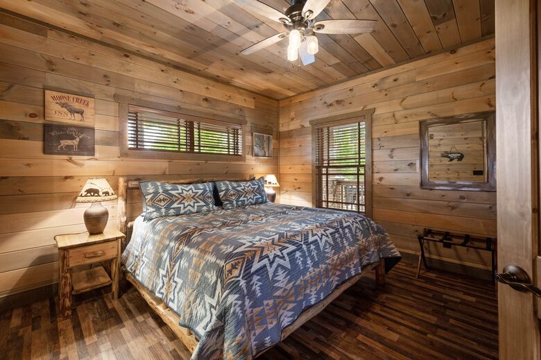 Luxury Mountain Escape with Pool + Theater - Sevierville, Tennessee