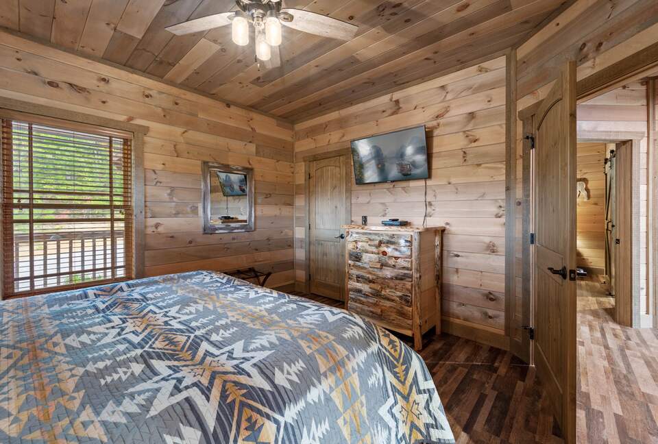 Luxury Mountain Escape with Pool + Theater - Sevierville, Tennessee