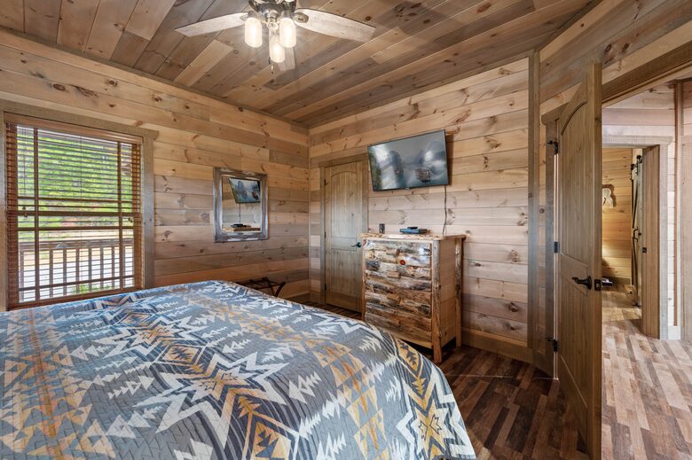 Luxury Mountain Escape with Pool + Theater - Sevierville, Tennessee