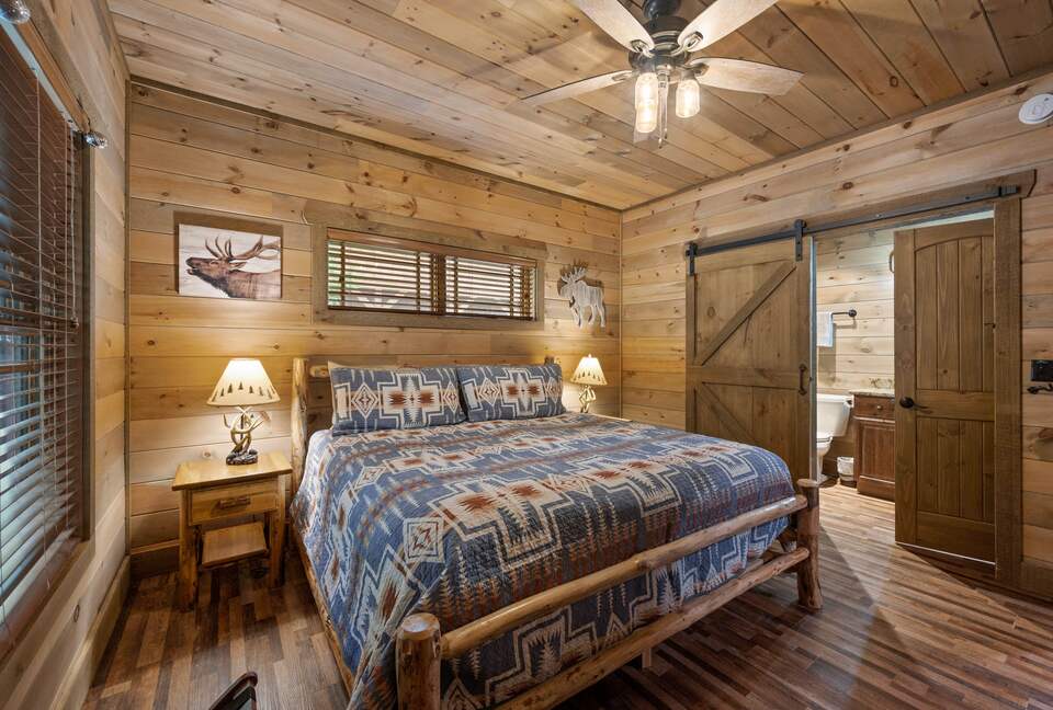 Luxury Mountain Escape with Pool + Theater - Sevierville, Tennessee