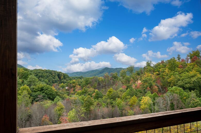 Luxury Mountain Escape with Pool + Theater - Sevierville, Tennessee