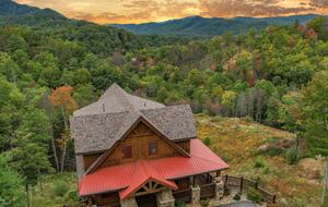 Luxury Mountain Escape with Pool + Theater - Sevierville, Tennessee