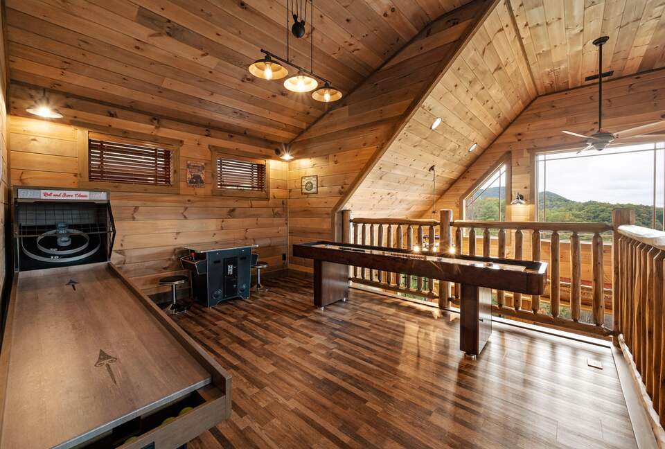 Luxury Mountain Escape with Pool + Theater - Sevierville, Tennessee