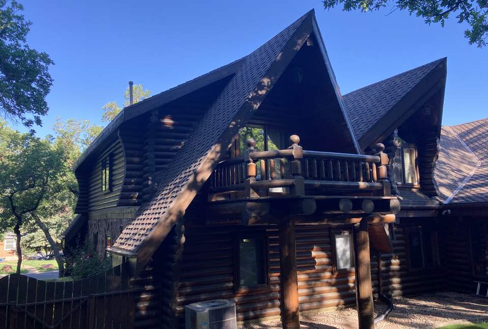 Splinter Shack | Charming Ski Log Cabin 30 minutes from Snowbasin/Powder Mtn. - Ogden, Utah
