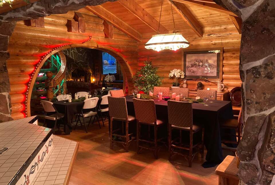 Splinter Shack | Charming Ski Log Cabin 30 minutes from Snowbasin/Powder Mtn. - Ogden, Utah