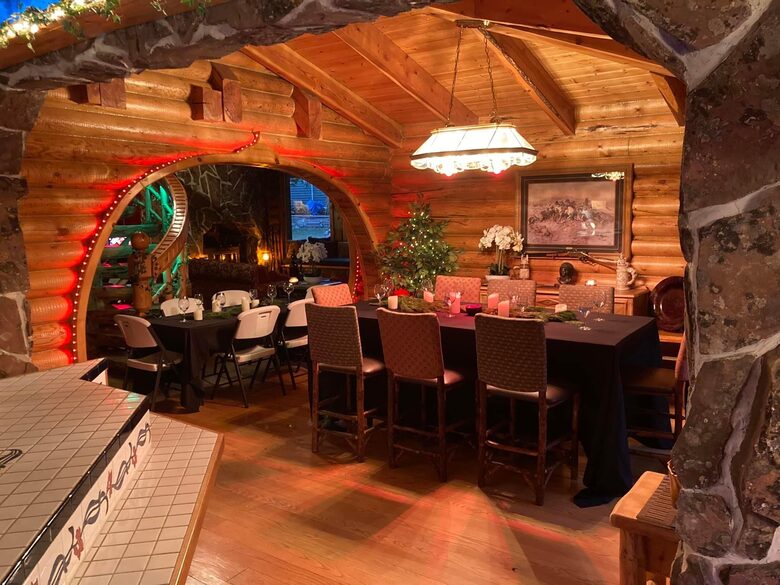 Splinter Shack | Charming Ski Log Cabin 30 minutes from Snowbasin/Powder Mtn. - Ogden, Utah