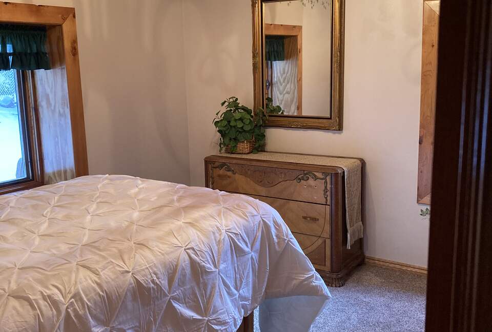 Splinter Shack | Charming Ski Log Cabin 30 minutes from Snowbasin/Powder Mtn. - Ogden, Utah