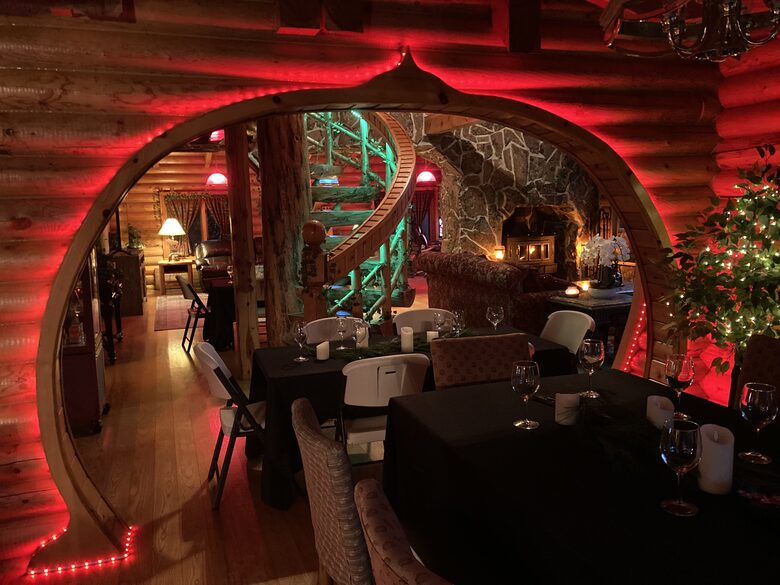 Splinter Shack | Charming Ski Log Cabin 30 minutes from Snowbasin/Powder Mtn. - Ogden, Utah