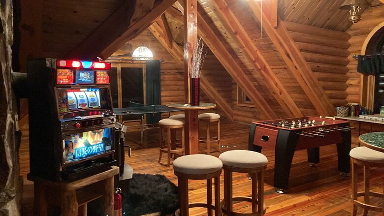 Splinter Shack | Charming Ski Log Cabin 30 minutes from Snowbasin/Powder Mtn. - Ogden, Utah
