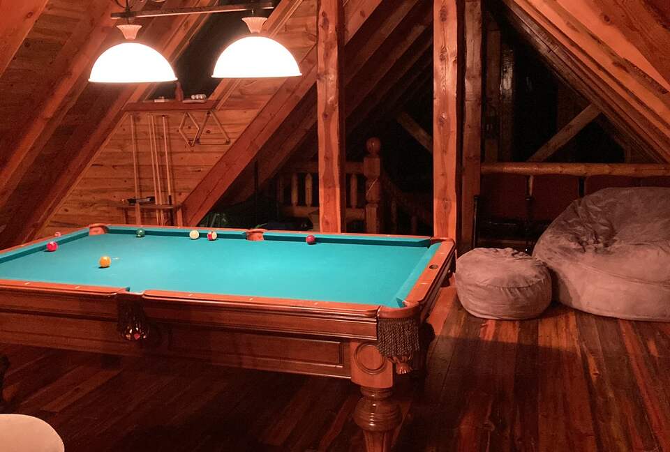 Splinter Shack | Charming Ski Log Cabin 30 minutes from Snowbasin/Powder Mtn. - Ogden, Utah