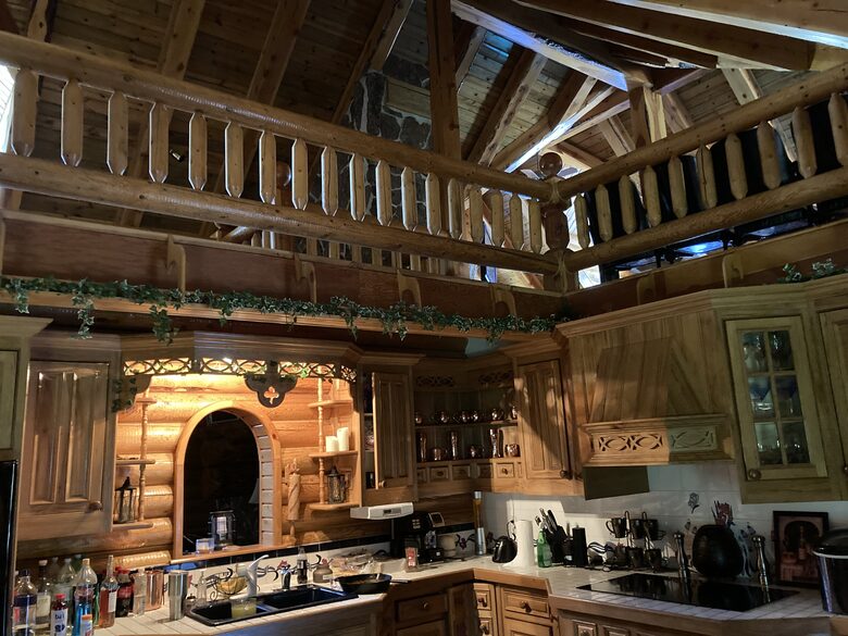Splinter Shack | Charming Ski Log Cabin 30 minutes from Snowbasin/Powder Mtn. - Ogden, Utah