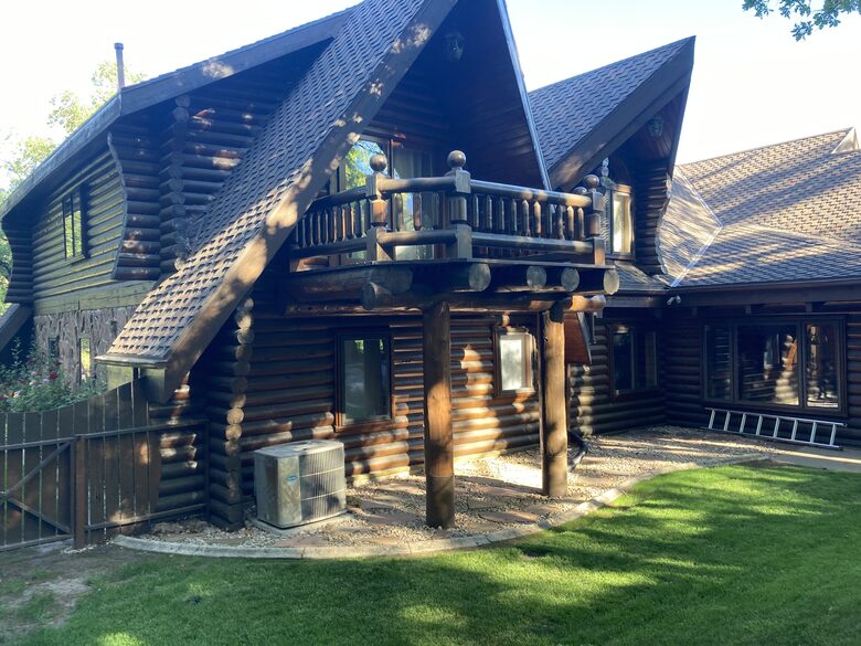 Splinter Shack | Charming Ski Log Cabin 30 minutes from Snowbasin/Powder Mtn. - Ogden, Utah