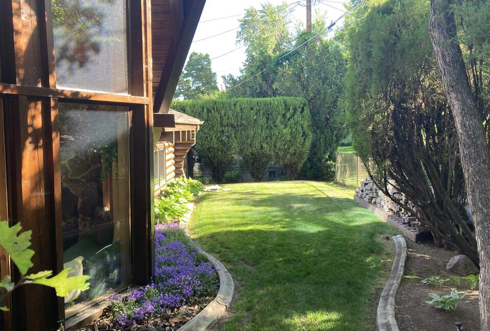 Splinter Shack | Charming Ski Log Cabin 30 minutes from Snowbasin/Powder Mtn. - Ogden, Utah