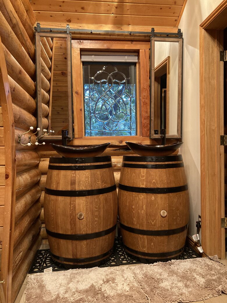 Splinter Shack | Charming Ski Log Cabin 30 minutes from Snowbasin/Powder Mtn. - Ogden, Utah