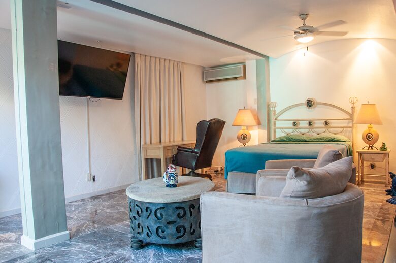 Villa Las Palmas - Tennis Dream Home! - Acapulco, Mexico